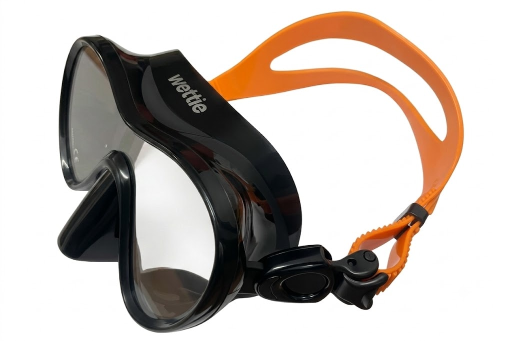 aqua black 4