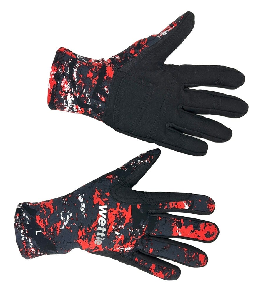 red camo gloves