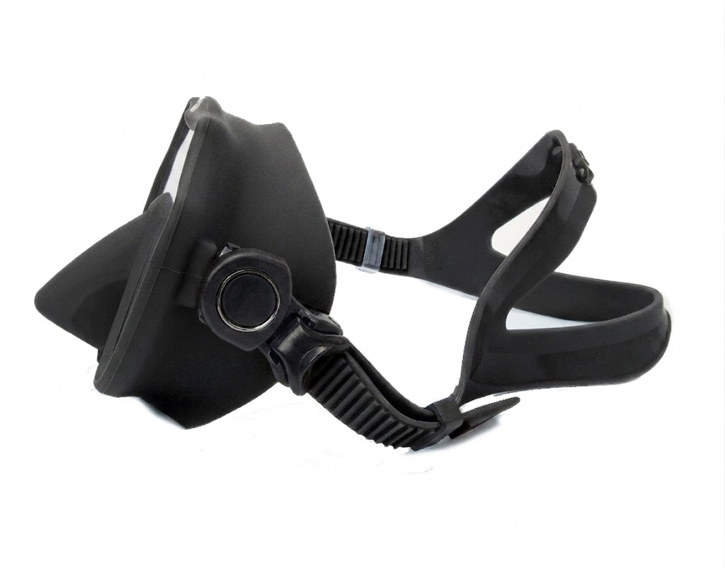 Reef mask black side