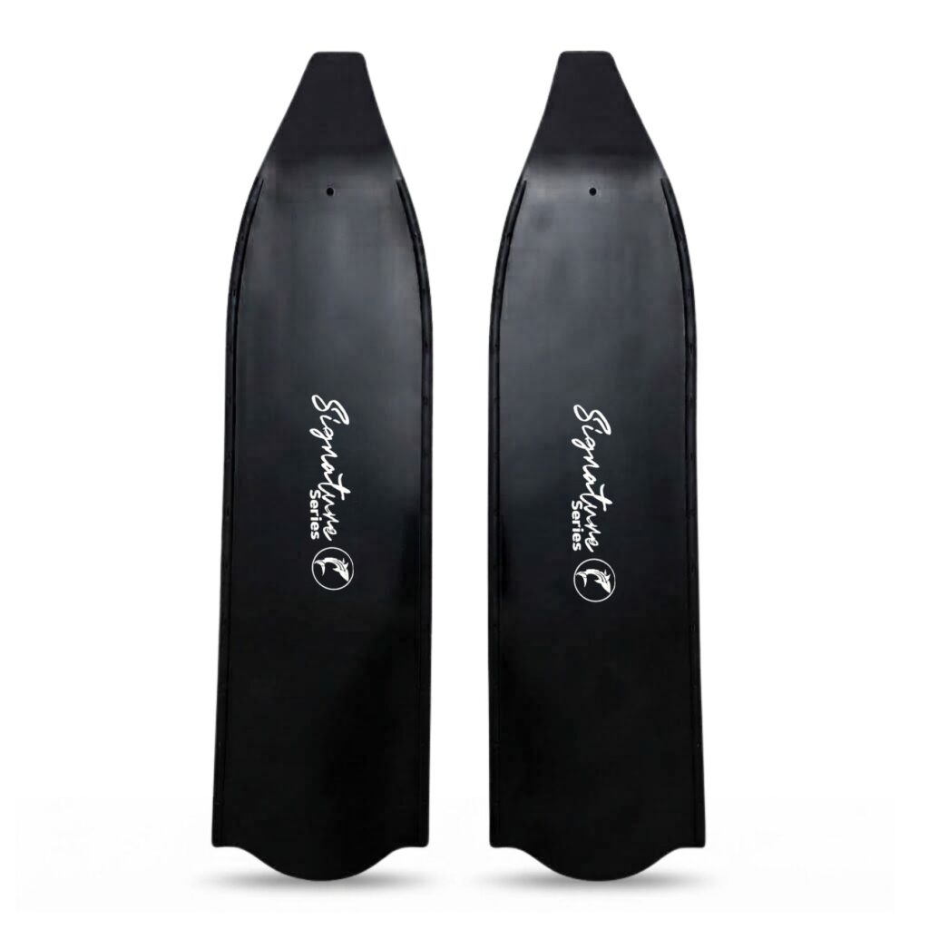 Signature blades black